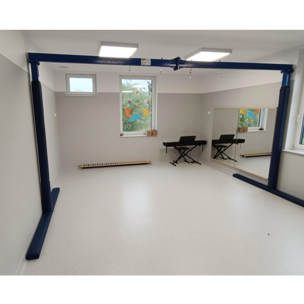 Podwiesie stalowe na wymiar, rama do 3 metra.